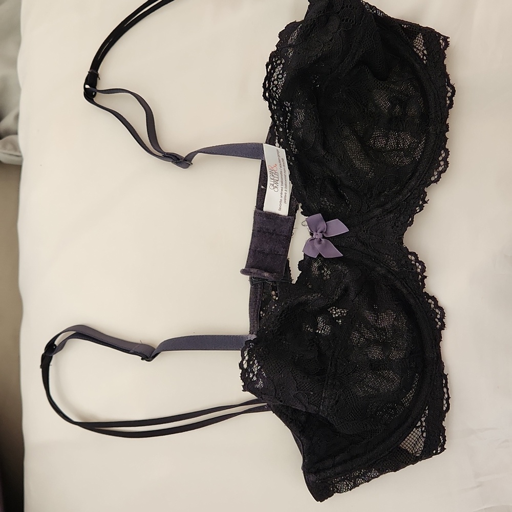 Floral lace black bra